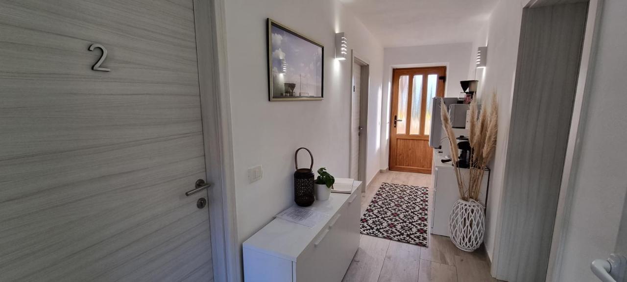 Apartment In The Smallest Town In The World Hum Екстер'єр фото